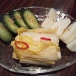 鳥みつ - 漬物盛り合わせ