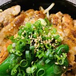 錦江湾 - 気まぐれ地鶏のステーキ丼。