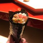 銀座 しのはら - 鮪とベッタラの手巻き寿司