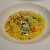 ARMONICO - 干しダラのニョッキ　蛤のサフランソース