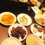 黄鶴 - ２人の　ランチ小皿定食　２７００円（税込）【２０１８年３月】