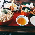 和風レストランまるまつ - 料理写真:すし天ざるランチ@ 698円（税別）