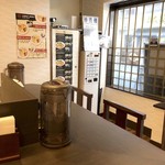 鶏スープらーめん かえもん - 店内