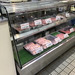 黄地精肉店 - 精肉売り場