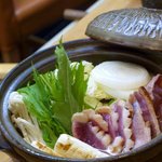 Kappouizakayakaju - 「鴨鍋（かもなべ）」1500円　おやじ(kajupapa)の「鴨（かも）」はどんな料理でも～「やわらかい～」 今回の「鴨鍋」も・・・表面を炙って・・・・2011.10.07「割烹居酒屋かじゅのブログ」