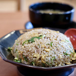 うま屋ラーメン - 名物チャーハン