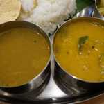 カレーリーブス カフェ＆レストラン - 