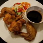 Quán Ăn Ngon - 手羽先と骨付きチキン