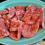 精肉・焼肉 とよおか - カルビ肉大盛り