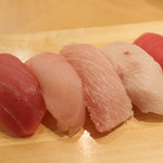 まぐろや石亭 - 「究極のまぐろ七貫握り」