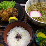 Sobachaya Ikiiki - 平日限定！唐揚げ定食 1180円
                      かけ蕎麦に唐揚げとご飯のセット