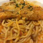 ポタ パスタ カフェ - 2つにカットされたサーモンハラス