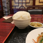 良記 餃子酒場 - 