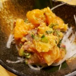 海鮮炭焼処とら太 - サーモンのなめろう