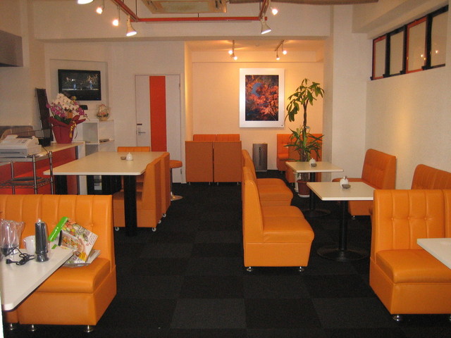 カフェ ド オレンジ （Cafe De ORANGE【旧店名】ビアリッツ） - 太閤通