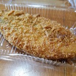 フジ -  白身魚のフライ ￥100