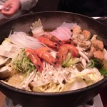 Zensekikoshitsu Kaisento Sumiyaki Hyakuya - 鍋　【海鮮鍋】