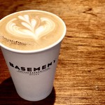 BASEMENT coffee&sandwiches - カプチーノ