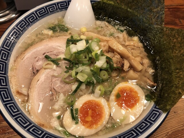 郡山駅前で豚骨醤油ラーメン By あきぴあの 麺家くさび 郡山本店 めんやくさび 郡山 ラーメン 食べログ