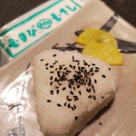 むすびむさし 新幹線店 - 銀むすび(190円)