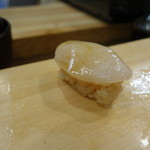 鮨屋とんぼ - ホタテ