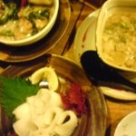 Sakagura Hatsumago - 「鶏とほうれん草クリーム煮」と「えんがわ刺身」