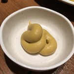 鳥げん - 横にしたら有名ビールメーカーのオブジェ？