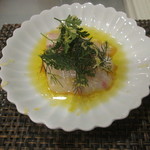 サラマンジェ ド ヨシノ - 石鯛　コラットゥーラ（魚醤）でいただきます