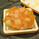 神保町 傳 - フォアグラと柿とお漬物の最中