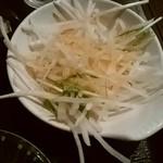 炭焼漁師小屋料理　渋谷東急本店前のひもの屋 - サラダ