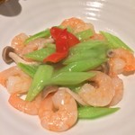 中国料理 翠海 - 海老と胡瓜の炒め