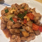 中国料理 翠海 - 鶏とカシューナッツ炒め