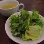 小さな街の食堂 cafe MISTY - サラダとスープ