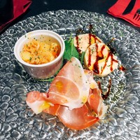 国産熟成焼肉 肉バル ドウラクコリーダ ランドマーク店 - 