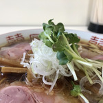 中華そば しば田 - 白髪ネギ、カイワレ（そごう千葉店「ご当地うまいもの大会」）