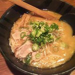 ラーメン屋太箪 - こってりなのに後味さっぱりなみそラーメン。