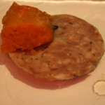 ウシマル - 3種類の前菜　自家製イノシシのハムにさつまいも乗せ