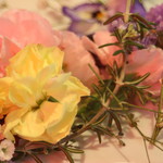 ウシマル - 生花のプレート