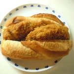 ベーカリーハラダ - 豊島メンチパン