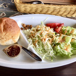PAGE - 料理写真:サラダ&パン
