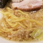 麺屋 六感堂 - 手もみ中華そば（端麗煮干背脂バージョン）