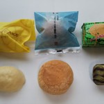 扇原清月堂 - レモン、ブッセ、スイカ