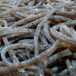 そば くら富 - 長野県産奈川在来種玄挽きの粗挽き