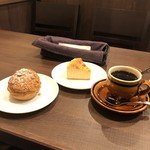 ケーエヌカフェ - 