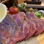 和牛炙り寿司×チーズ料理　肉バルミート吉田 - 