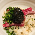 神楽坂 鉄板焼 中むら - 特製ガーリックライス　松坂牛チャンピオン牛シャトーブリアンの炙り　スターレットキャビア　福岡県産ふぐねぎ乗せ　味噌汁　香の物