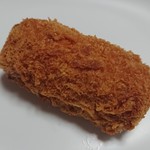 肉のイチムラ - カニクリームコロッケ　￥140-