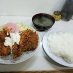 キッチン マミー - エビメンチセット　全景
