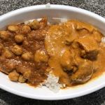 curry diningbar 笑夢 - バターチキンカリーとひよこ豆のカリー鱈出汁風味（税込800円）