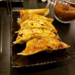 餃子ダイニング 一角 ～ひとかど～ - 食べ比べ5点餃子